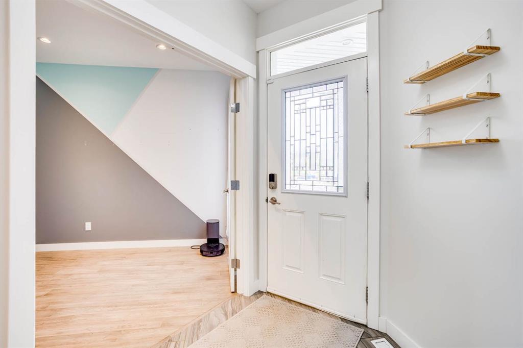 Fourth View of 452 Dixon Road , Parsons North, Fort McMurray, Alberta, T9K 2Y6