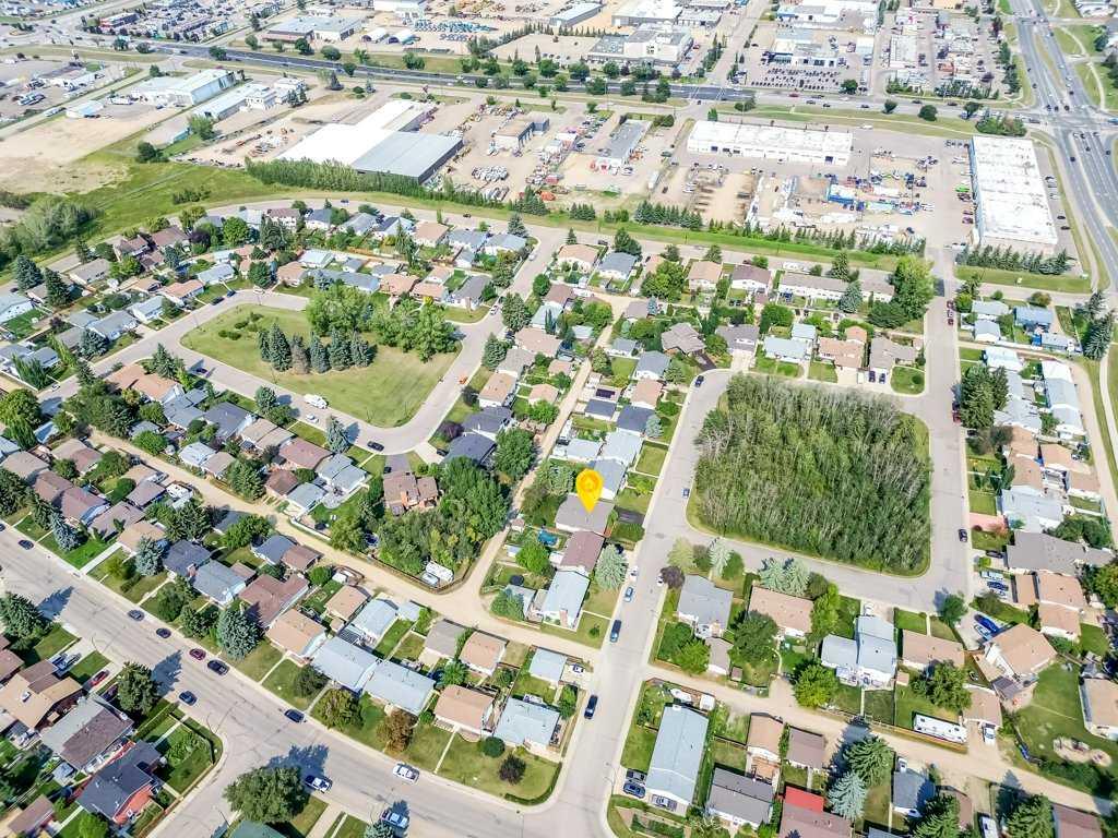 Fourth View of 18 Odell Green , Oriole Park, Red Deer, Alberta, T4N 1H7