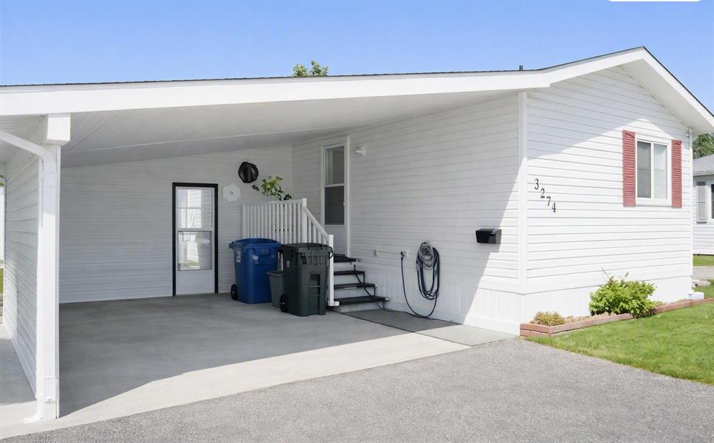 3224 29 Street S, A2341133, Alberta,