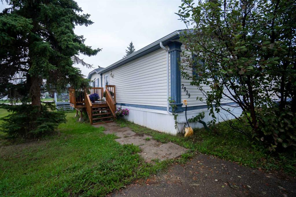 Third View of 7939 97 Ave  , Cheviot Heights MHP, Peace River, Alberta, T8S 1S4