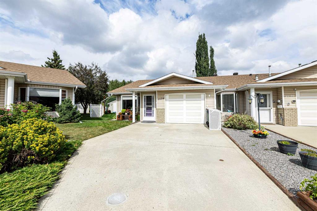 Third View of 4634 42 Street Crescent , Parkvale, Red Deer, Alberta, T4N 6Y6