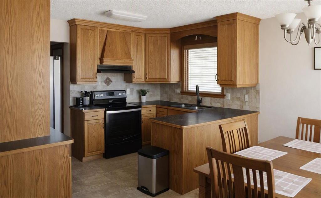 Third View of 1121 Lakemount Boulevard S, Lakeview, Lethbridge, Alberta, T1K 3S4