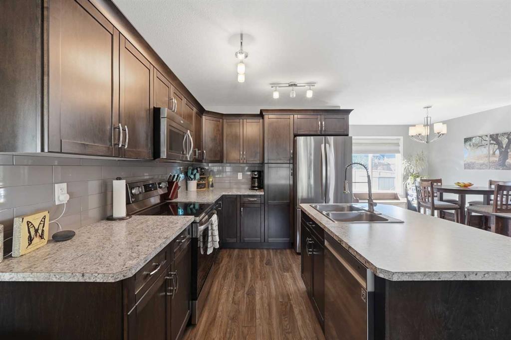 Fifth View of 41 Crestview Boulevard , Crestview, Sylvan Lake, Alberta, T4S 0L6
