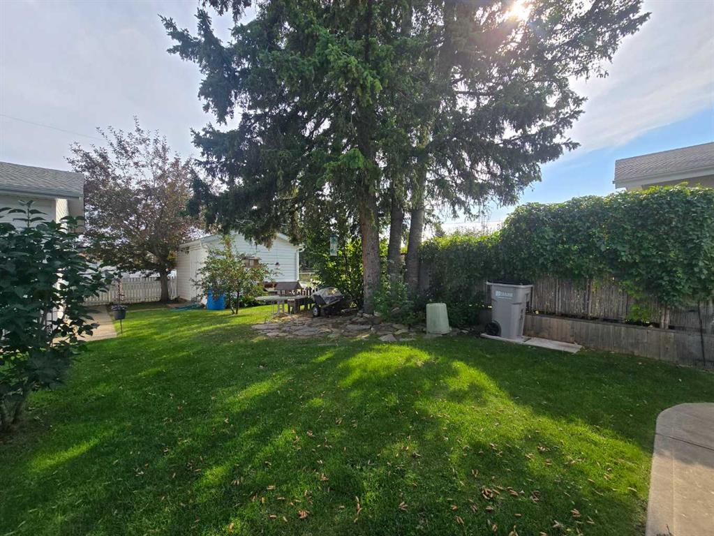 Fourth View of 4215 7 Avenue , Edson, Edson, Alberta, T7E1A6
