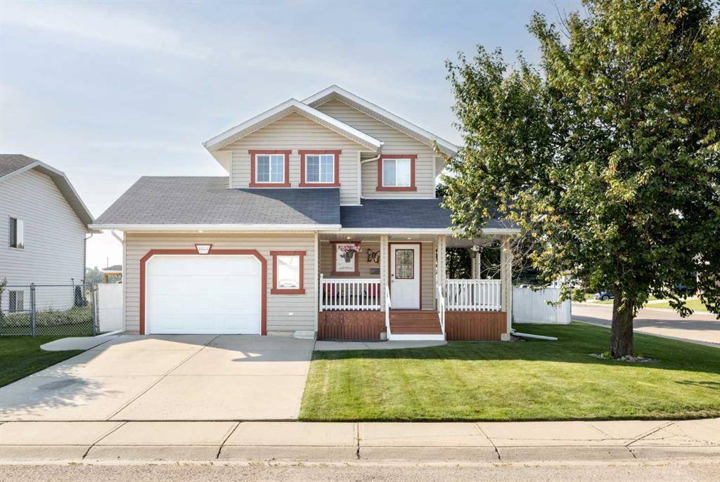 4344 60A Avenue Crescent , A2341162, Alberta,