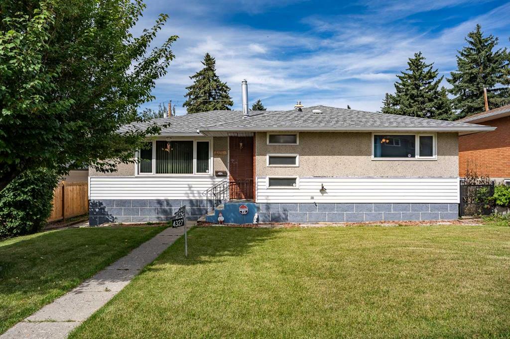 Third View of 4327 19 Street NW, Charleswood, Calgary, Alberta, T2L2B8