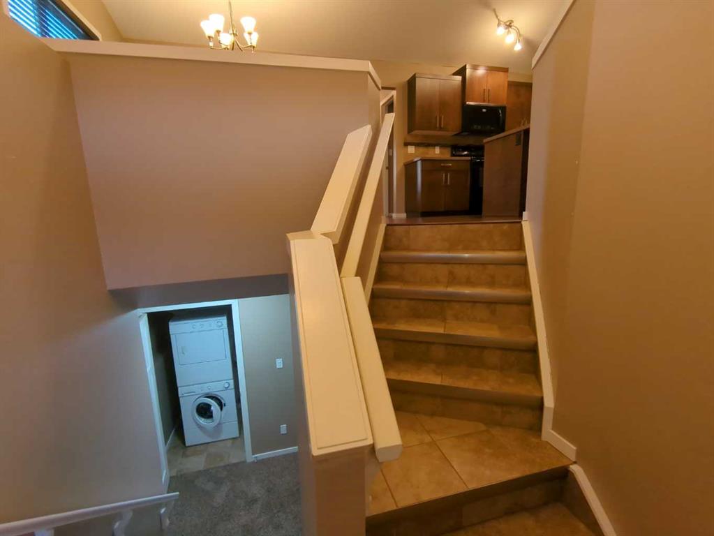 Fourth View of 144 Mt Sundial Court W, Sunridge, Lethbridge, Alberta, T1J 5C3