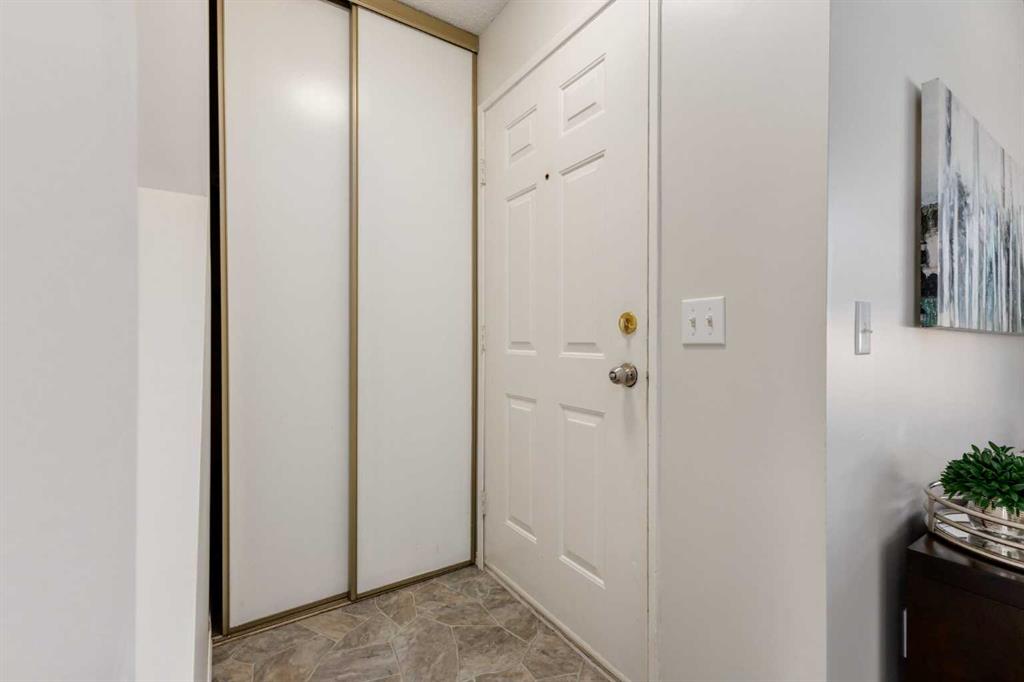 Fifth View of 66, 4360 58 Street NE, Temple, Calgary, Alberta, T1Y 4S4