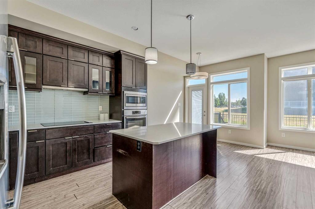 Fifth View of 3, 462 Highlands Boulevard W, West Highlands, Lethbridge, Alberta, T1J 5K5