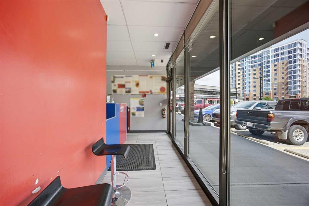 Third View of 5403 Crowchild Trail Trail NW, Varsity, Calgary, Alberta, T3A 2G8