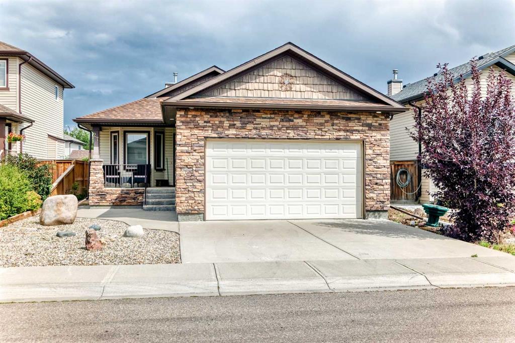 Third View of 27 Jessie Robinson Close N, Legacy Ridge / Hardieville, Lethbridge, Alberta, T1H 6Y4