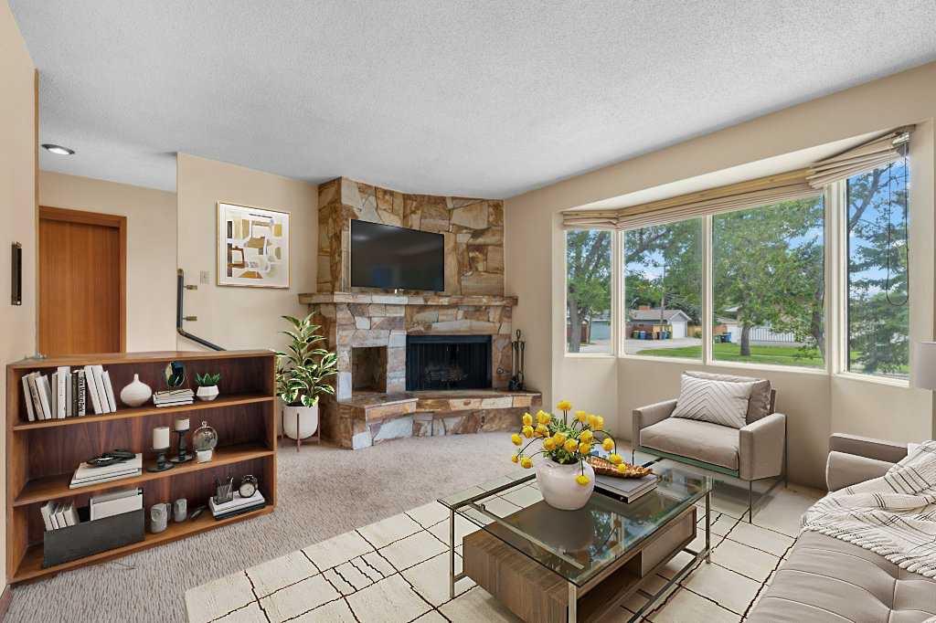 Third View of 4207 Brisebois Drive NW, Brentwood, Calgary, Alberta, T2L 2G1