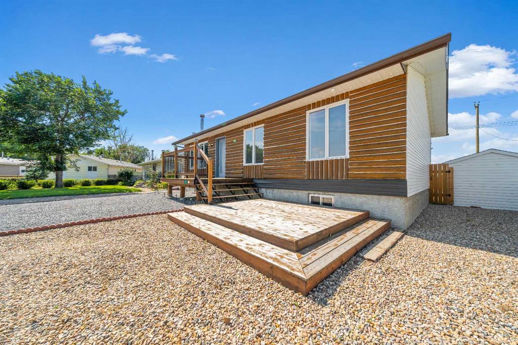 Fifth View of 13 Heather Court , NONE, Irvine, Alberta, T0J1V0