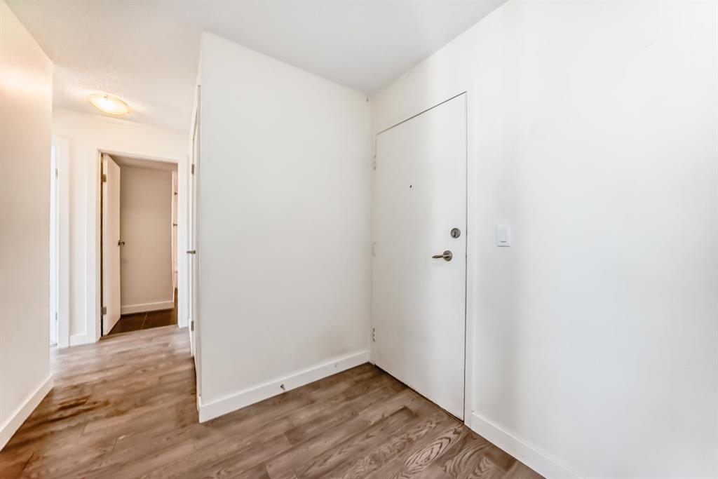 Fourth View of 302, 4455A Greenview Drive NE, Greenview, Calgary, Alberta, T2E 6M1