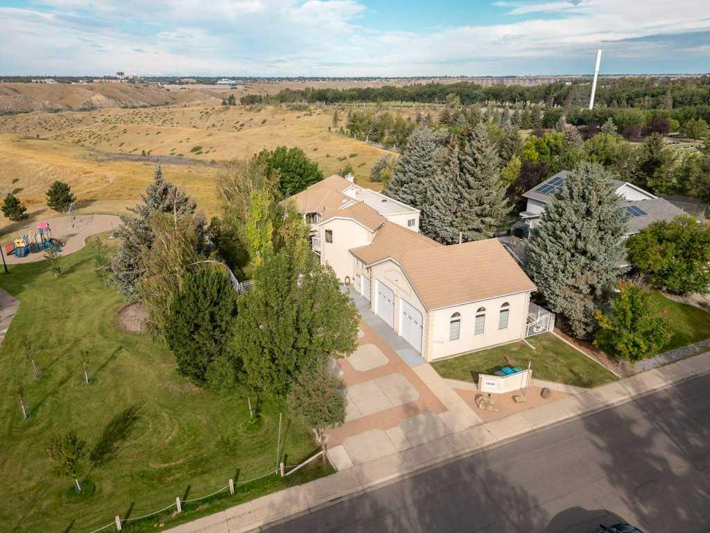 1606 Scenic Heights  S, A2341303, Alberta,