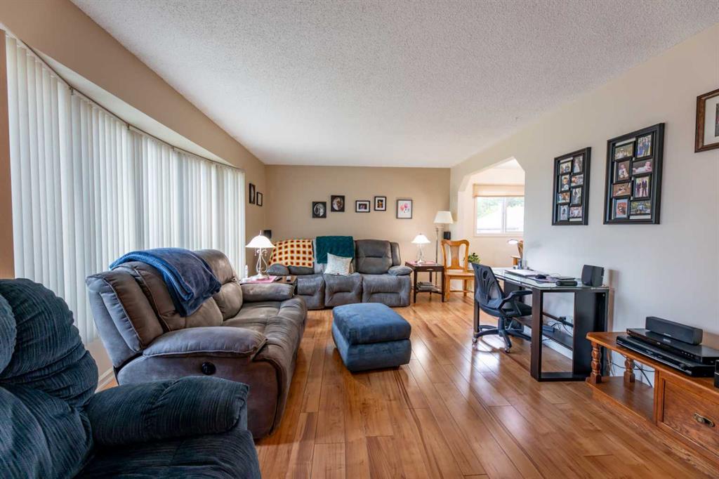Fourth View of 121 Talbot Drive , Hillcrest, Hinton, Alberta, T7V 1M1