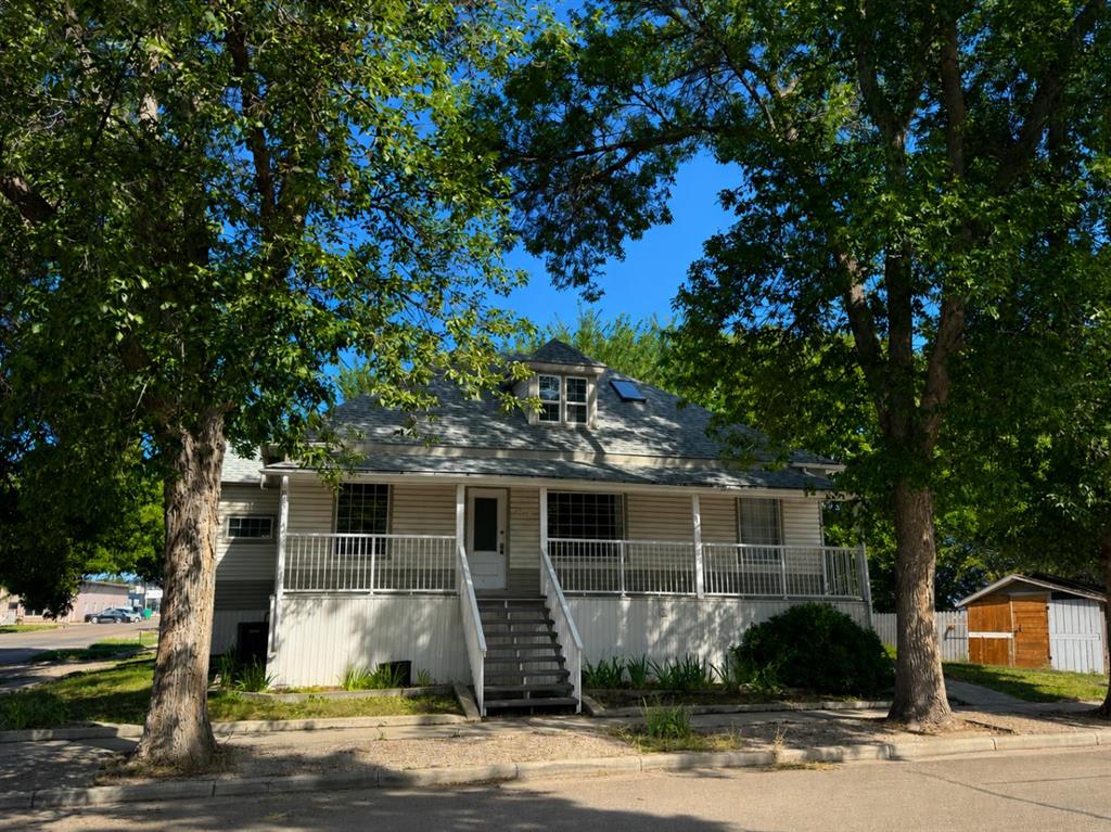 804 8 Street SE, A2341311, Alberta,