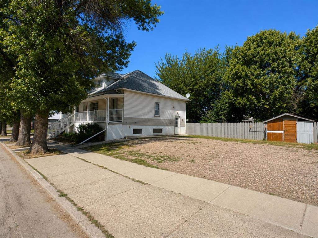 Fourth View of 804 8 Street SE, River Flats, Medicine Hat, Alberta, T1A1M8