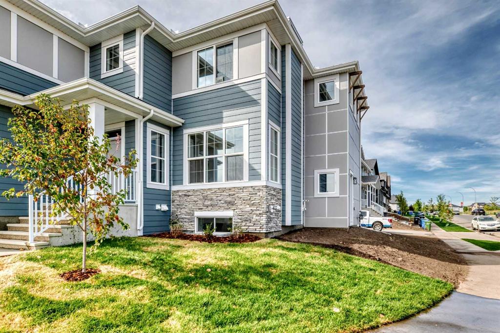 1302 Mahogany Boulevard SE, A2341341, Alberta,