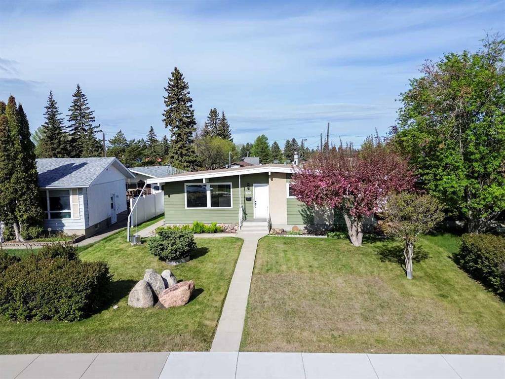 Second View of 3210 43 Avenue , Mountview, Red Deer, Alberta, T4N 3A9