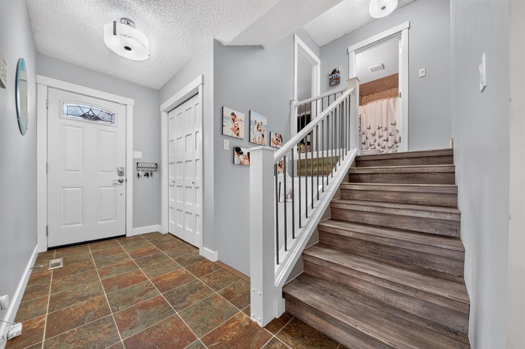 Fifth View of 47 Wildwood Crescent W, Ridgewood, Lethbridge, Alberta, T1K 6C8