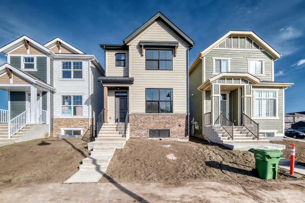 MLS® listing #115373141 for sale located at 72 Mercado Road SE