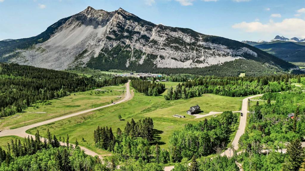 Third View of 2616 Valley Ridge Drive , NONE, Frank, Alberta, T0K0E0