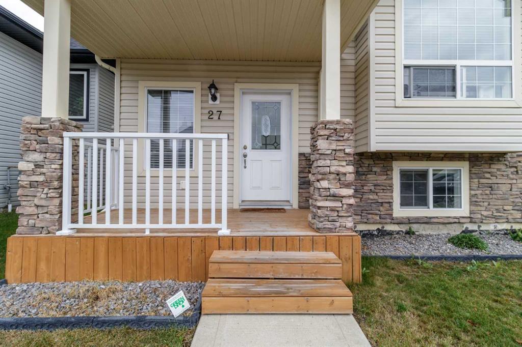 Third View of 27 Vickers Close , Vanier Woods, Red Deer, Alberta, T4R 0E6