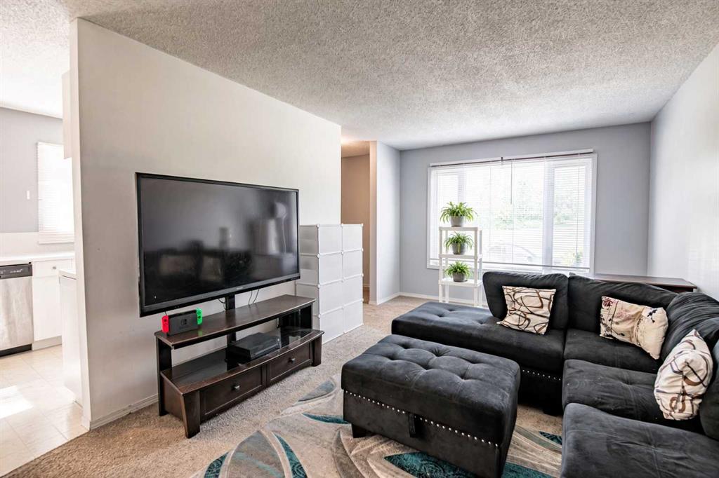 Fifth View of 33 Overdown Drive , Oriole Park, Red Deer, Alberta, T4N5C9