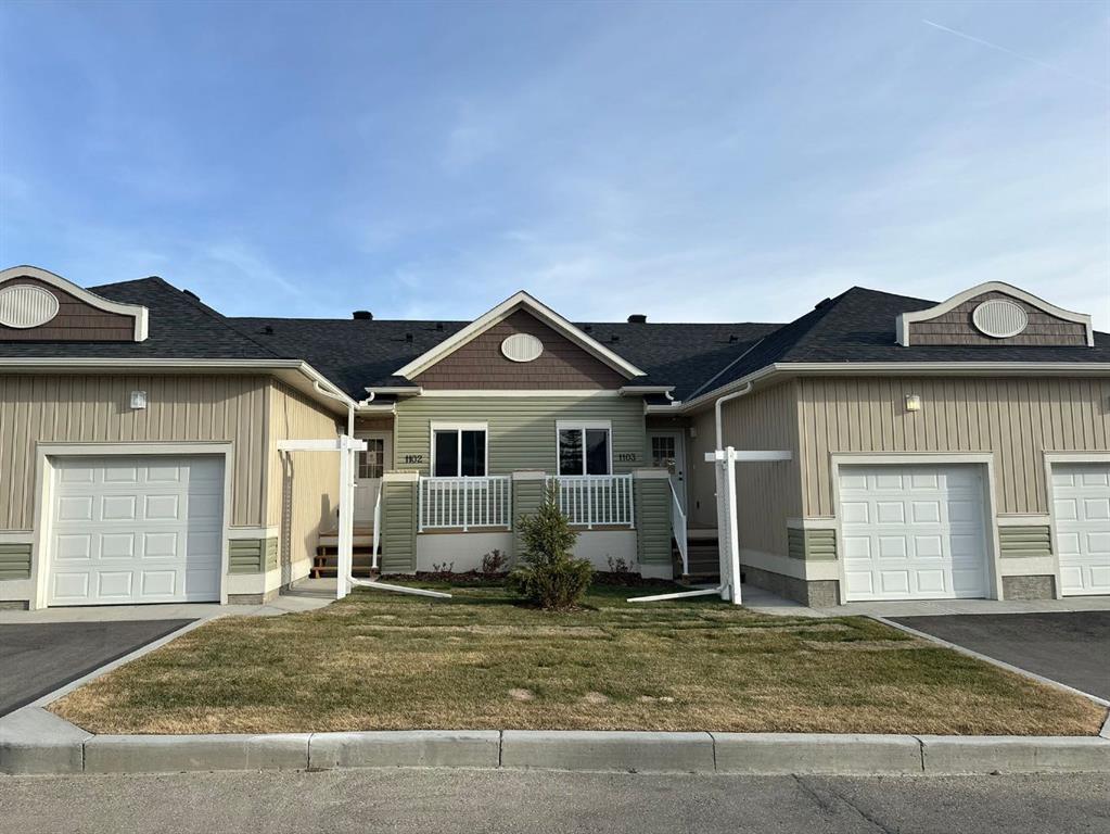 Third View of 1103 Clover Close , NONE, Carstairs, Alberta, T0M0N0
