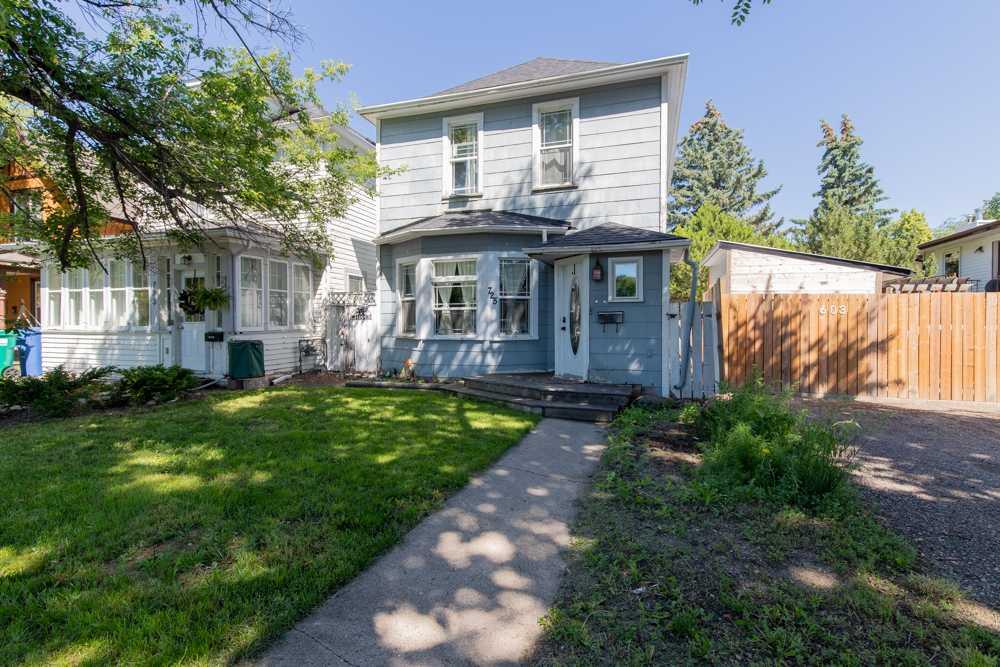 725 6 Street S, A2341473, Alberta,