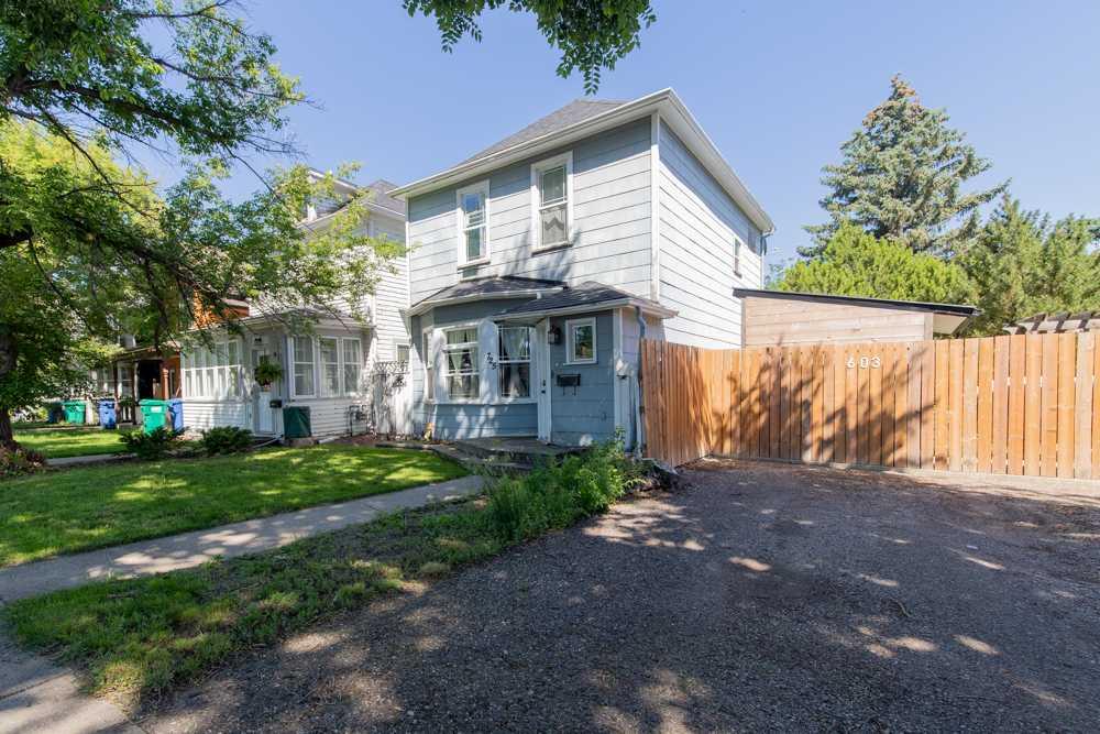 Fifth View of 725 6 Street S, London Road, Lethbridge, Alberta, T1J 2E5