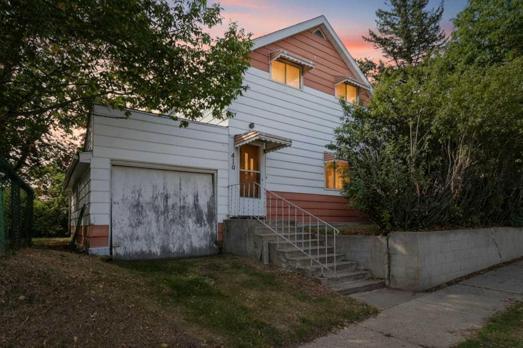 410 King Street , A2341488, Alberta,