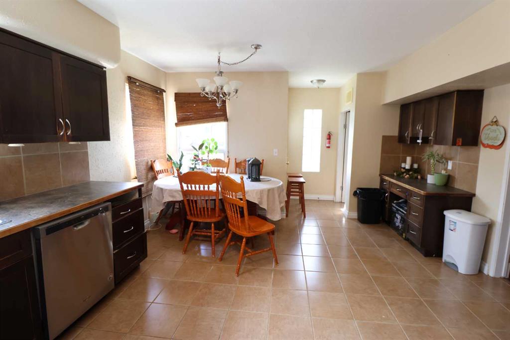 Fourth View of 5004 52 st  , NONE, Taber, Alberta, T1G 1N2