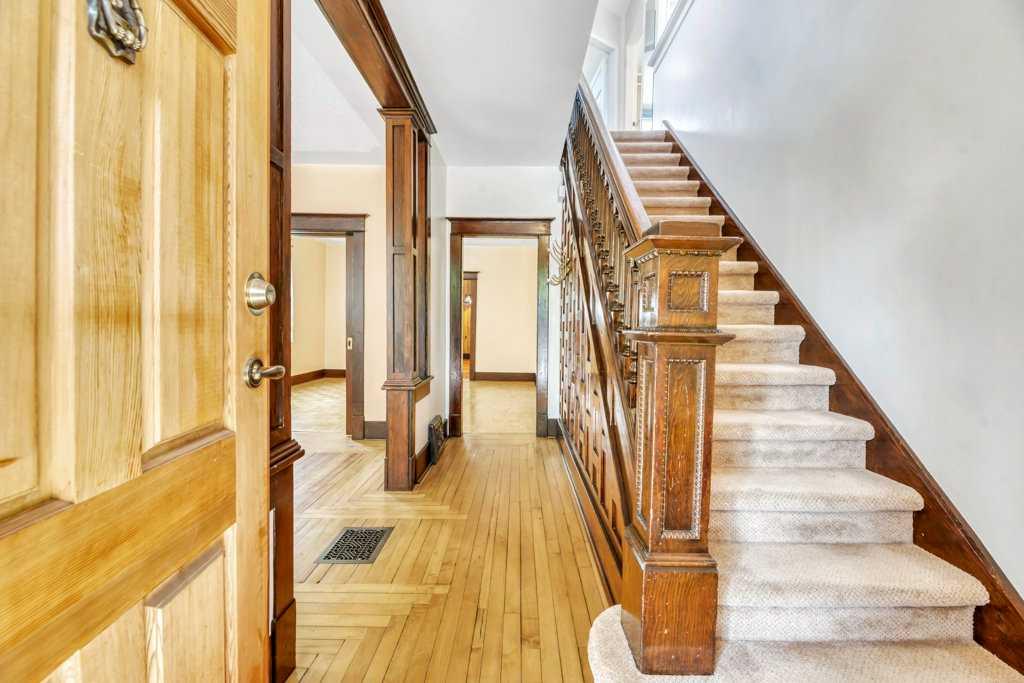 Fifth View of 228 5 Avenue , Downtown_Strathmore, Strathmore, Alberta, T1P 1B7