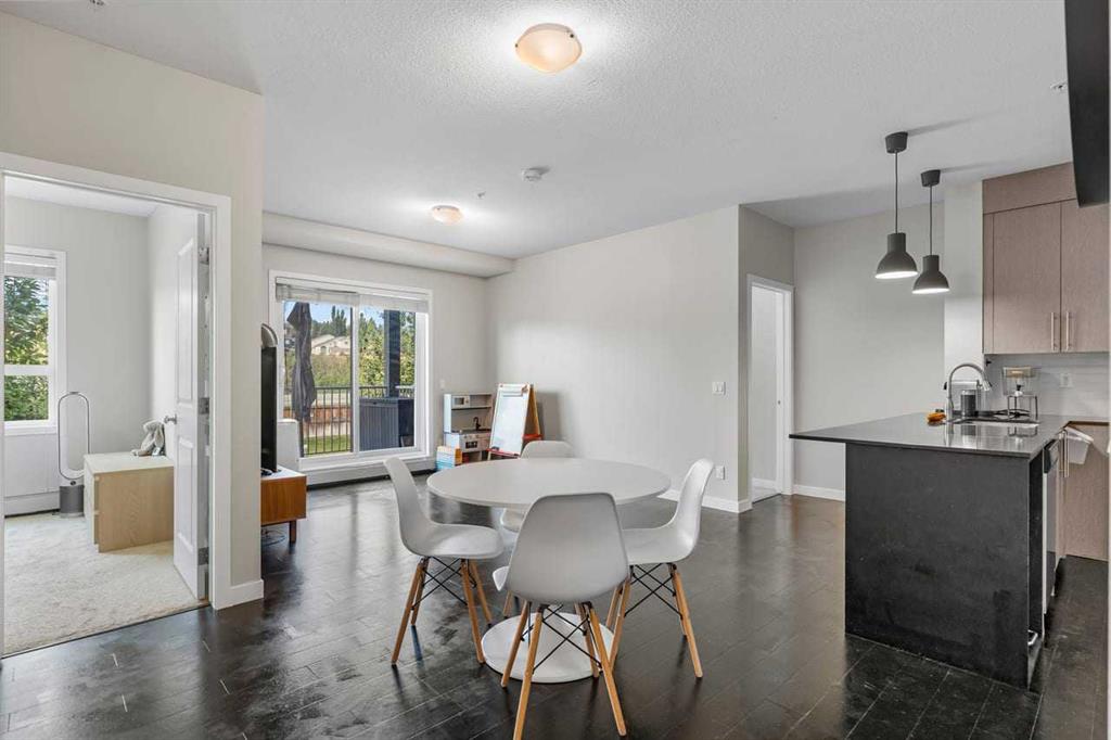 Fourth View of 4201, 5305 32 Avenue SW, Glenbrook, Calgary, Alberta, T8E 8A2