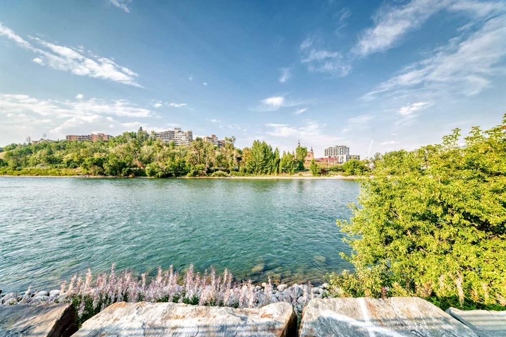 Third View of 109, 333 Riverfront Avenue SE, Downtown East Village, Calgary, Alberta, T2G 5R1