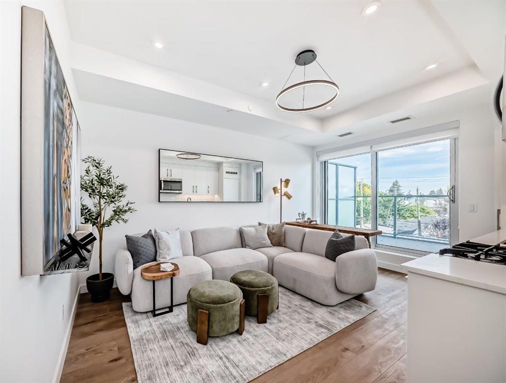 Fifth View of 255, 110 18A Street NW, West Hillhurst, Calgary, Alberta, T2N 5G5