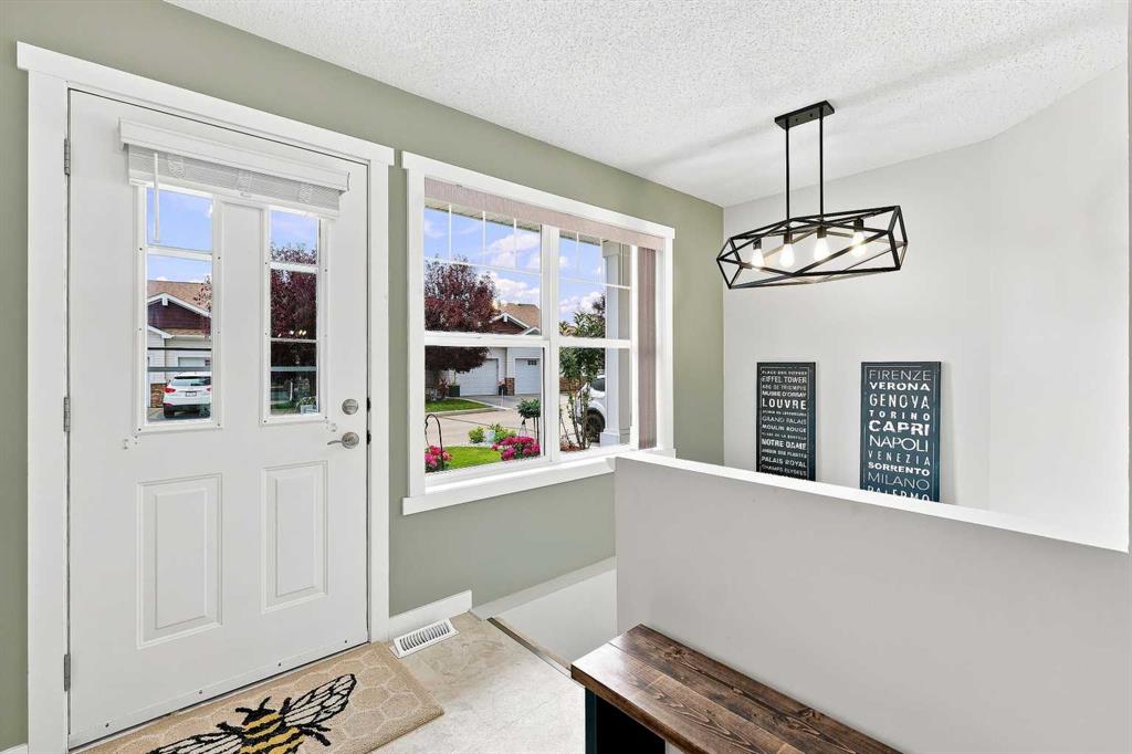 Fifth View of 523 Jenkins Drive , Johnstone Park, Red Deer, Alberta, T4P 3X1