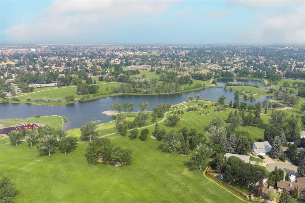 Fourth View of 150 McGill Boulevard W, Varsity Village, Lethbridge, Alberta, T1K 4C5
