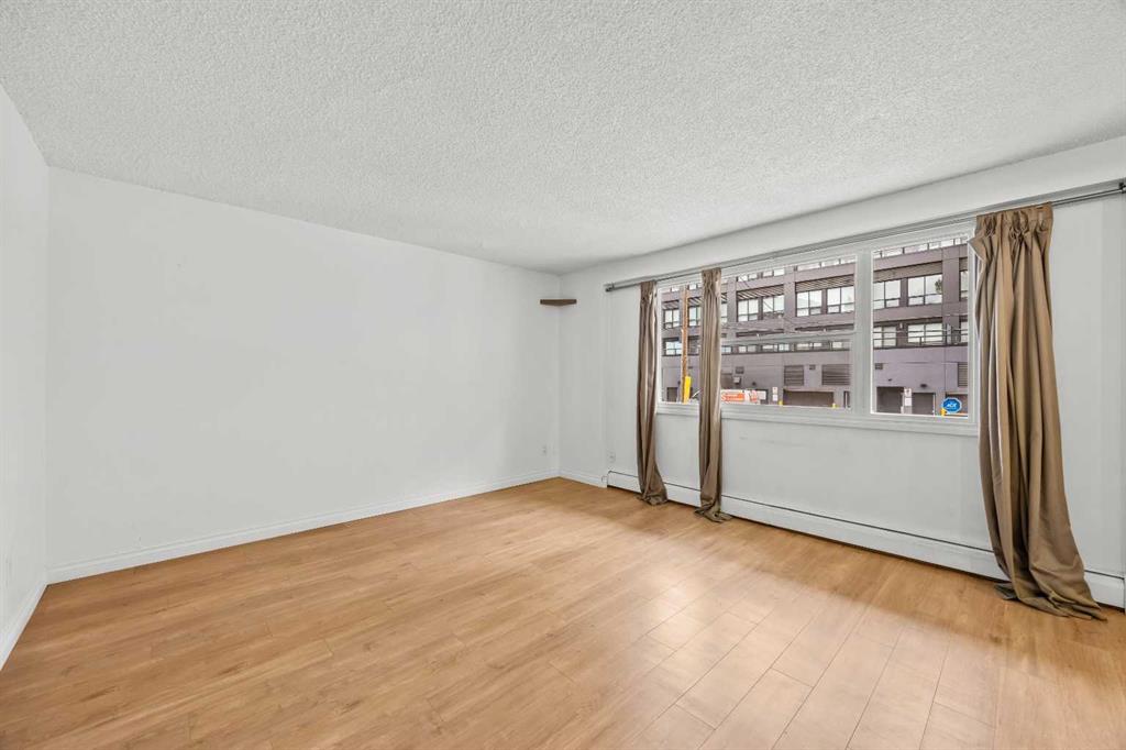Fifth View of 203, 924 18 Avenue SW, Lower Mount Royal, Calgary, Alberta, T2T 0H1