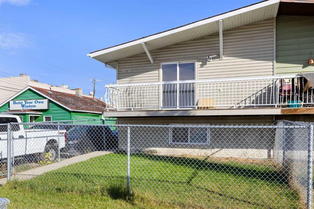 Third View of 1806 34 Street SE, Southview, Calgary, Alberta, T2B0W4