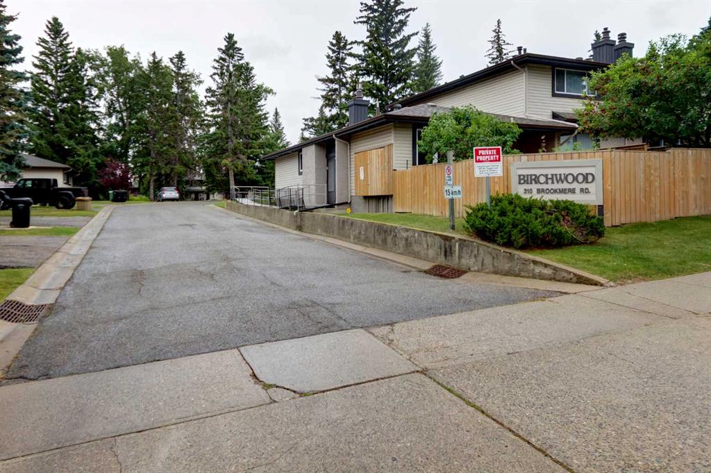 Second View of 12, 310 Brookmere Road SW, Braeside, Calgary, Alberta, T2W2T7