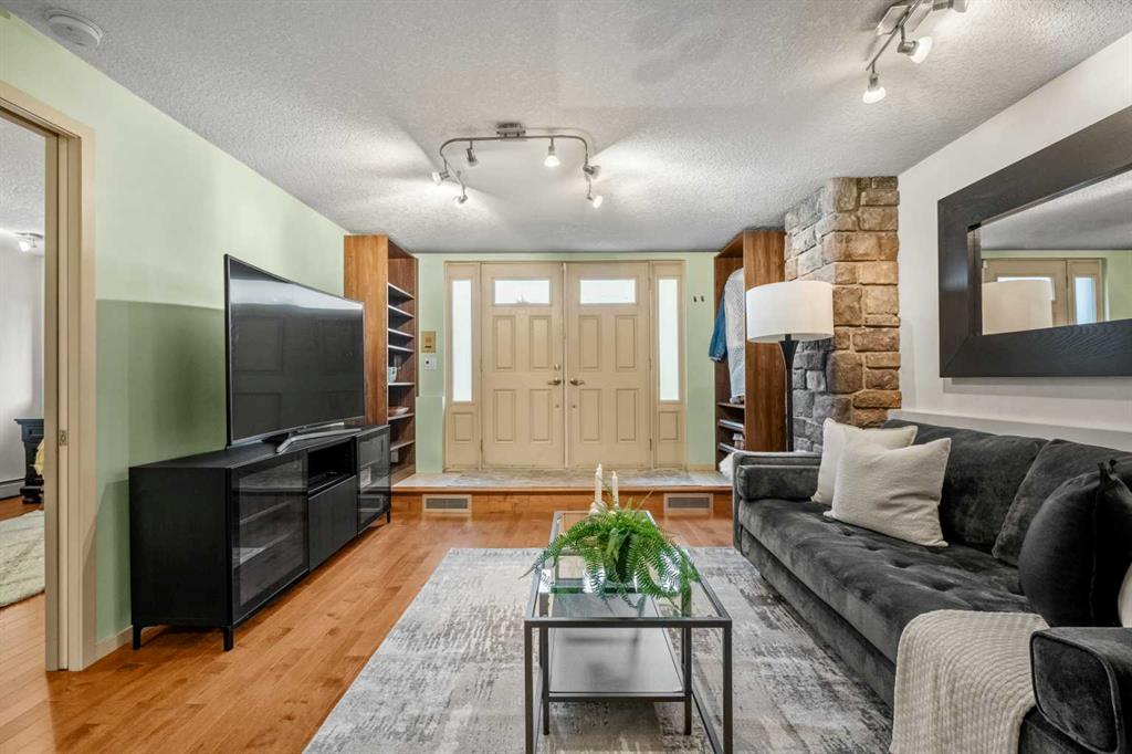 Fifth View of 101, 1311 15 Avenue SW, Beltline, Calgary, Alberta, T3C0X8