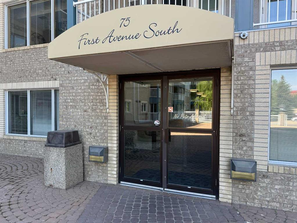 Fifth View of 208, 75 1 Avenue S, Downtown, Lethbridge, Alberta, T1J 4R2