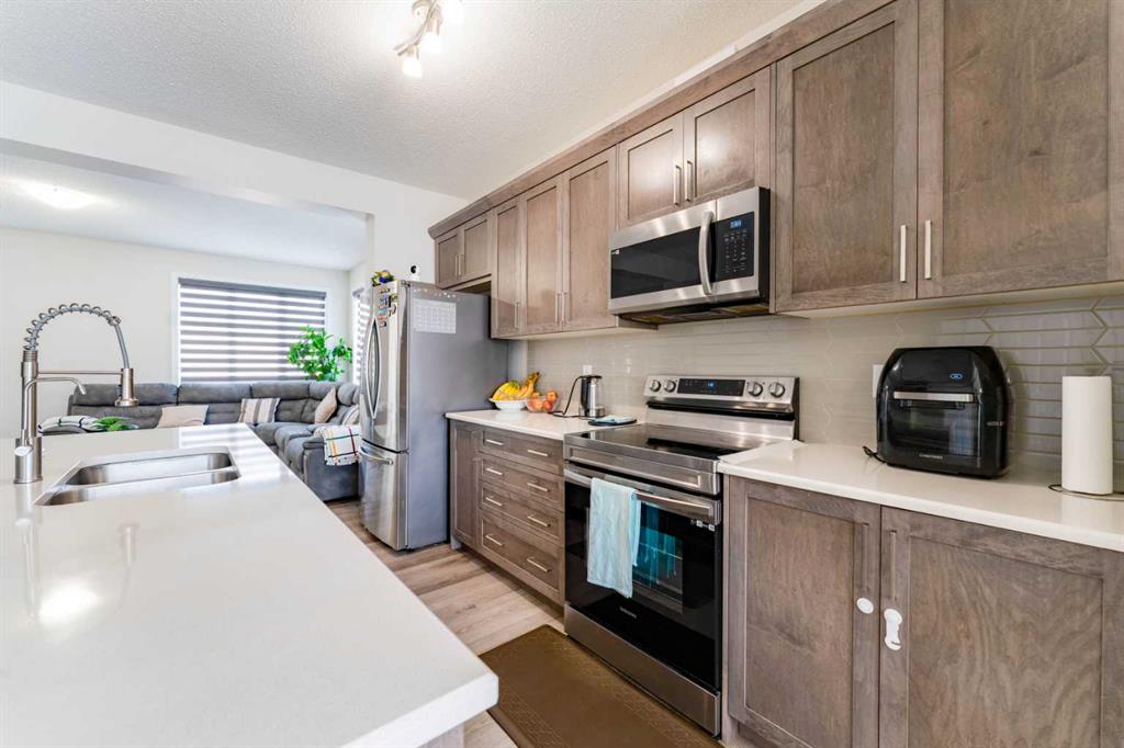Fifth View of 163 Carringham Road NW, Carrington, Calgary, Alberta, T3P 1V4