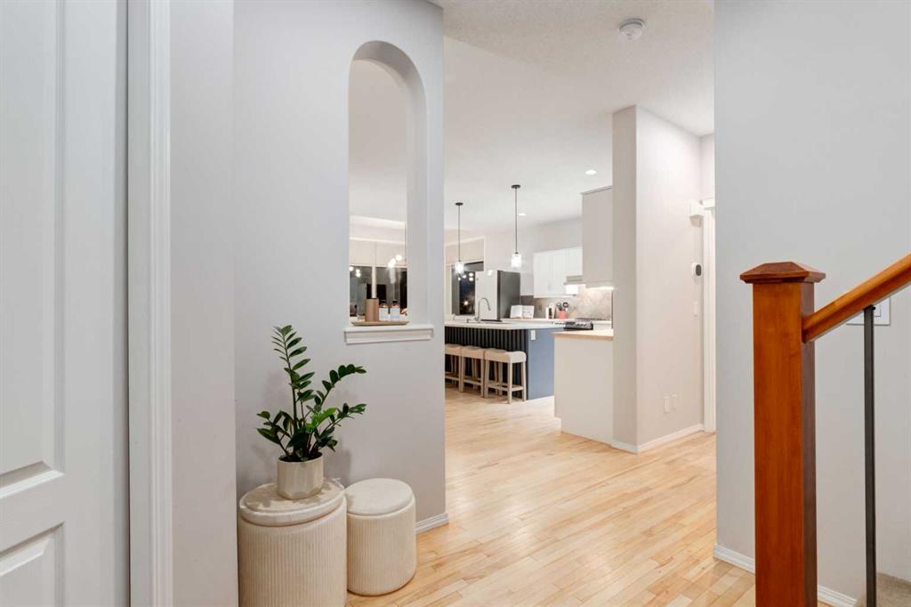 Fourth View of 102 Springborough Point SW, Springbank Hill, Calgary, Alberta, T3H 5M9