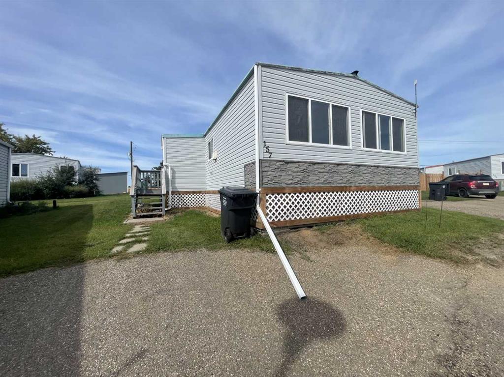 Third View of 157, 5308 57 Street , North Lloydminster, Lloydminster, Alberta, T9V 2A3
