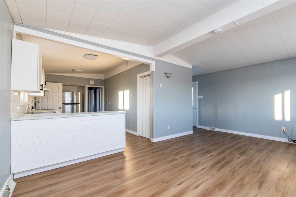 Fifth View of 157, 5308 57 Street , North Lloydminster, Lloydminster, Alberta, T9V 2A3