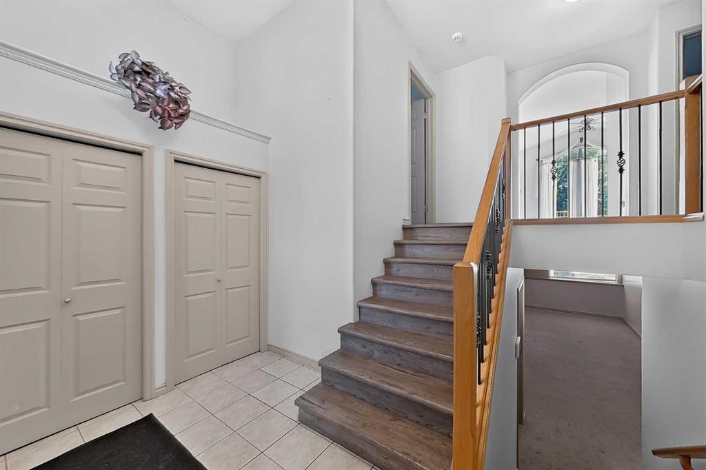 Fourth View of 36 Kodiak Boulevard N, Uplands, Lethbridge, Alberta, T1H 6S7
